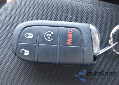 2021 Jeep Renegade Latitude 4X4 из США, поврежденный, VIN ZACNJDBB3MPN36642